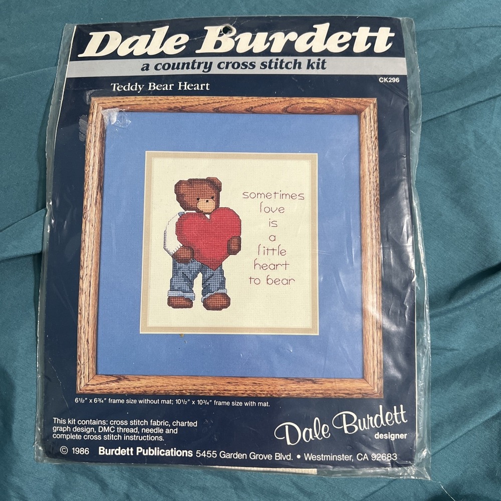Dale Burdett Country Cross Stitch Kit Teddy Bear Heart 6.5x6.25 NIP 1986 CK296
